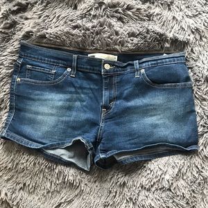 Levi shorts